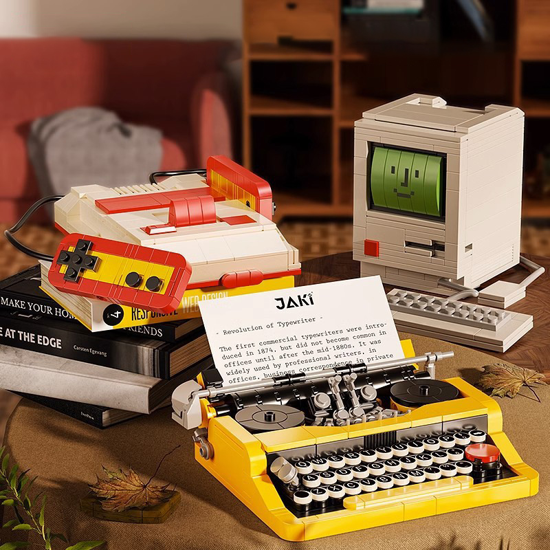 Retro Gaming Lego - クリエイティブレトロ電子タイプライターゲームコンソールウォークマンビルディングブロッククラシックカラーテレビデスクトップコンピュータ DIY レンガおもちゃギフト
