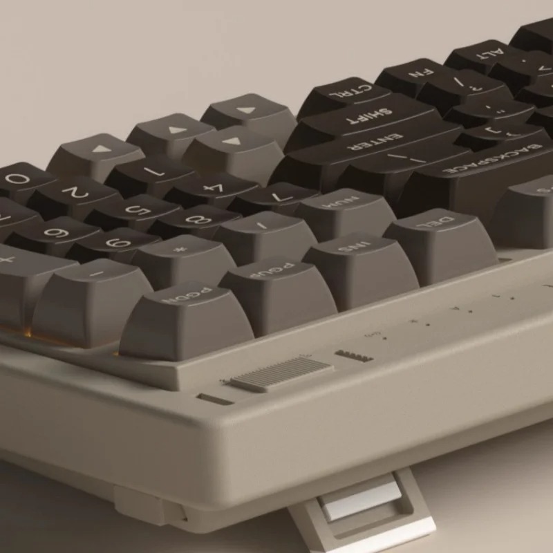FL·ESPORTS OG104/OG98 ワイヤレス トラ - Retro Gaming Laptop のレビューと価格